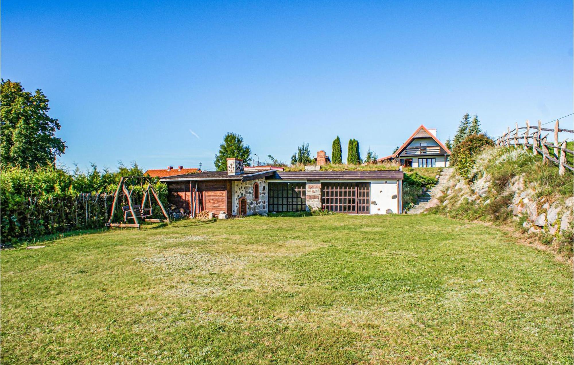 4 Bedroom Amazing Home In Biskupiec Biesowko ภายนอก รูปภาพ